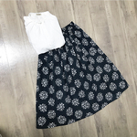 再販ラスト＊北欧風 あじさい の 大人っぽ 上品な ギャザースカート