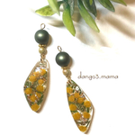 640円☆ミモザレジンチャーム☆プラパールのピアス/イヤリング