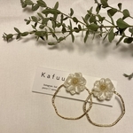 SALE❗️インポートお花フープピアス(ホワイト)