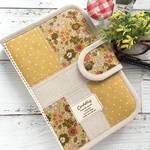 ＜受注販売＞◆母子手帳ケース（Ｍサイズ）お薬手帳や通帳にも◆イエロー＆YUWAフラワー