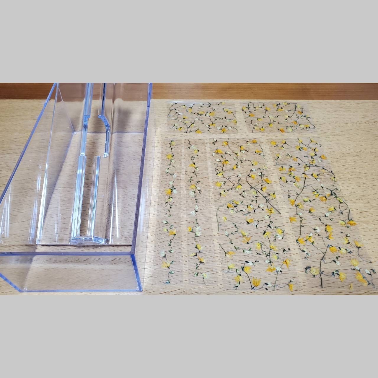 母の日ギフト花のある生活。押し花ペーパータオルケース。ティッシュ