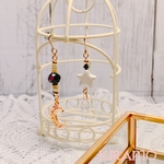 星と月のアシメピアス(黒バージョン)