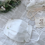 不織布マスクカバーwhite◎マーガレット柄と生成り無地シルク使用