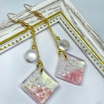 レジンアクセサリー　ゆれる春風ピアス