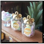 ミニチュア パステルシャーベットカラーのくまさんラムネが入ったガラスポット