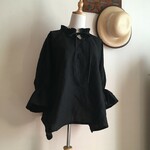 ウォッシャブル加工リネン黒で作った前後OKフリルゆったりプルオーバー