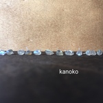 ラブラドライトのこつぶ樹脂ピアス