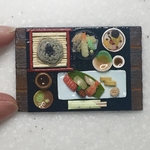 ミニチュアお寿司と天ザル定食