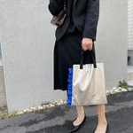 トートバッグ　(シルバー×青×黒)  手提げタイプ　サイドフリル　A4ファイル　