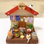 春のお庭はねこだらけ 