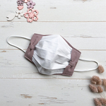 不織布が見えるマスクカバー⭐︎刺繍リボン×内布Wガーゼ  グレイッシュピンク