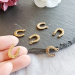 馬　蹄鉄　蹄　ホースシュー　チャーム　ゴールド