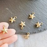 星　スター　立体　チャーム　ゴールド　立体多面