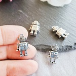 ロボット　チャーム　立体　銀古美　シルバー　ロジウム　