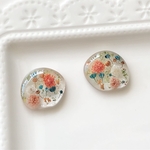 𝕜𝕦*𝕞𝕠𝕞𝕠𖦥⚘𖡡お花畑 万華鏡レジンピアス 母の日 プレゼントに