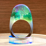 神秘的景色を閉じ込めた指輪　ウッドレジン