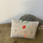ポケットティッシュケース　チューリップの刺しゅう　赤とピンク
