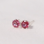 11月誕生石✳︎桃花色✴︎ピンクトパーズの一粒ピアス 4mm 【宝石質AAA】(silver 925)
