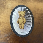 【色違い再販】ウッドブローチ*ティディベア