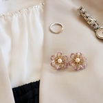 刺繍フラワーと押し花ディップアートのイヤリング/ピアス