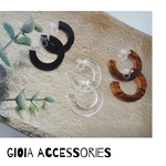 日本製アクリルフープのノンホールピアス