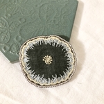 jelly flower グリーングレー ビーズブローチ ミナペルホネン 
