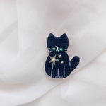 星柄の黒猫の刺繍ブローチ