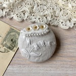 whitework* フランス*すずらんアンティーク手刺繍*ブローチ*コサージュ