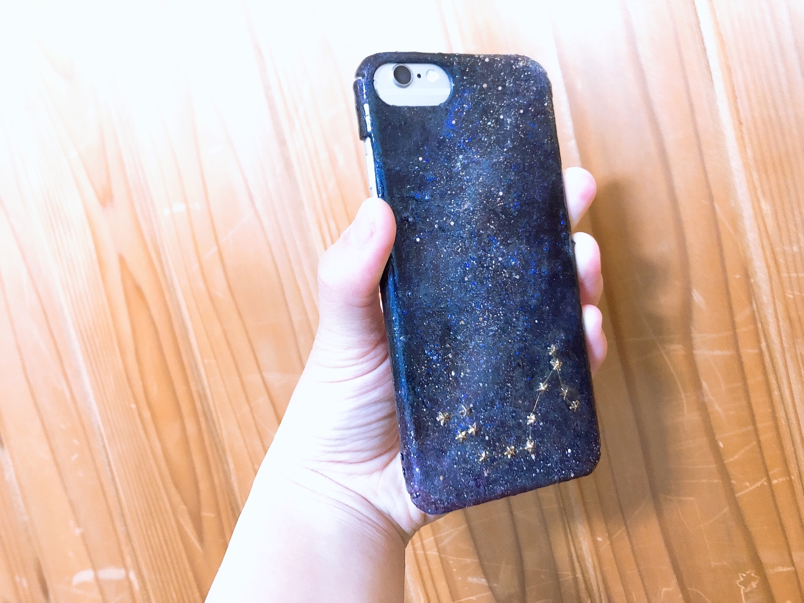 宇宙柄 Iphoneケース レジン 星座 Nun0504 S Gallery Minne 国内最大級のハンドメイド 手作り通販サイト