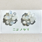 【SALE】Sサイズ ニジノタマのピアス【ホワイトオパールクリア】