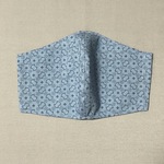 【ｈ様オーダー品】ume＊mew 立体マスク・大きめ（スモーキーブルーの幾何模様）