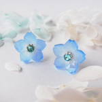ネモフィラ一輪ピアス／ノンホールピアス（水色）