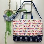 【完成品】W45×35cm ★白色 青 ドットリボン柄 🎀 ★ ショルダーひもつき大きめレッスバッグ
