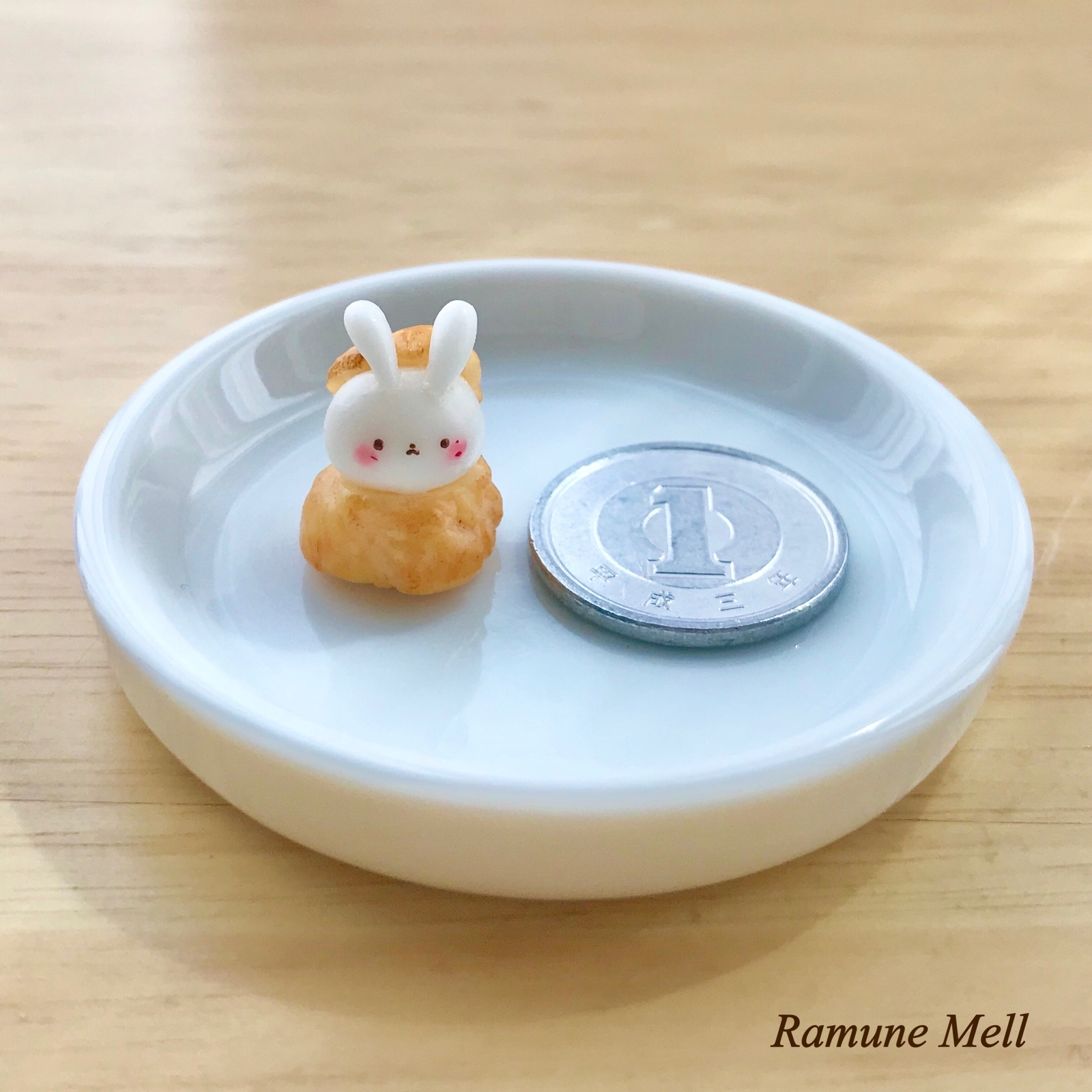 うさちゃんシュークリーム 文房具・事務用品