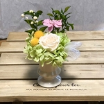 《送料無料》お供え花　お悔やみ用花　ペットちゃんにも飾れる　プリザーブドフラワー仏花b
