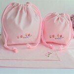 手刺繍通園おべんとうセット　雙葉学園など私立小学校受験対策模試や受験の行動考査にも対応　おひざ掛けは変更可能です　ピンク