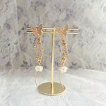 ゴールド×蝶々×お花 揺れるピアス