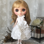 ●受注生産　アンティークエプロンとワンピースの２点セット　お花いっぱい　ネオブライス、リカちゃんサイズ　