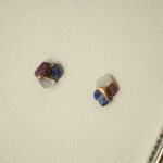 金継ぎｘ天然石ピアス イヤリング（ルビー、ラピスラズリ、ムーンストーン）