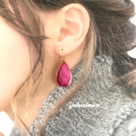 lr 天然石ホワイトジェイドのドロップピアス