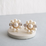 hana pearl kin　　　　　　　　　　　　　ピアス　イヤリング　お呼ばれ　イベント　パール　ゴールド　揺れない　上品