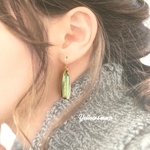 lq ドロップシェルのクローバーのピアス