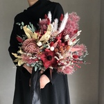 ふわふわスモークツリーのワインレッド系ブーケ