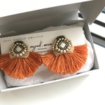 Solros（orange）ビーズ刺繍 フリンジ ピアス イヤリング 