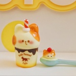 ⑤ブルー「プリにゃんドリンクとひとくちプリにゃん3点セット」ミニチュア小物やストラップ・フックピアスに