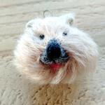動物ブローチ（クオッカミニ①）