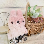 うさぎ♡ぬいぐるみ　キーホルダー　いちご大福ちゃん