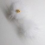 SALE★ご希望加工 ほわほわホワイト ミンクファー イヤリング・チャーム・ノンホールピアス