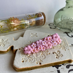 桜色のヘアクリップ