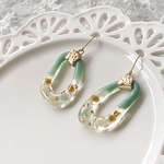 𝕜𝕦*𝕞𝕠𝕞𝕠𖦥⚘𖡡𖤣ミントグリーン チュールをまとった 変形 レジン フラワー ピアス 
